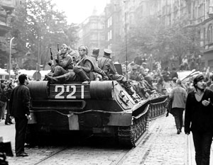 Советские танки в Праге 21 августа 1968 года