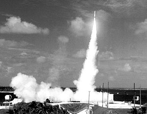 Американский сенат принял документ, провозглашающий создание и развертывание противоракетной обороны