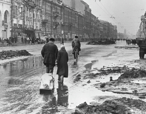 Попытки без должного уважения и трепета говорить о трагедии блокады Ленинграда всегда вызывали крайне резкую реакцию