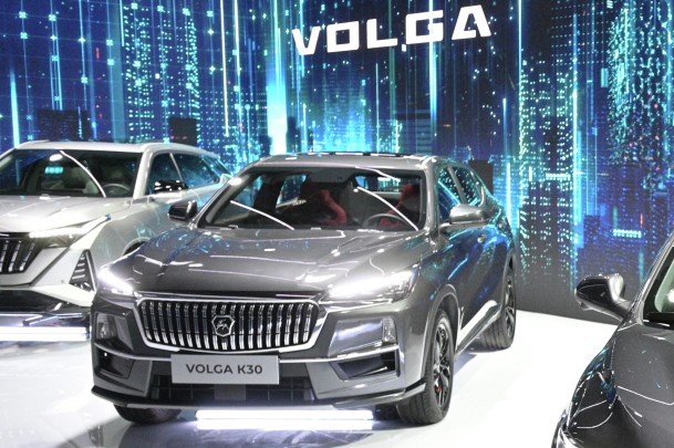 В Нижнем Новгороде в рамках конференции «Цифровая индустрия промышленной России» представлены три класса автомобилей под возрожденной маркой Volga. Внешне новинки представляют собой перелицованные автомобили китайского бренда Changan