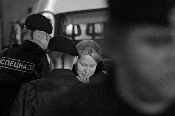 На фото – Евгения Васильева, бывший начальник департамента имущества Минобороны, обвиняемая по знаменитому делу Оборонсервиса. Суд принял решение заключить ее под домашний арест