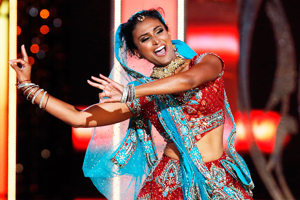 Победительницей конкурса «Мисс Америка», финал которого состоялся накануне в Атлантик-Сити, впервые стала девушка индийского происхождения – представительница штата Нью-Йорк 24-летняя Нина Давулури