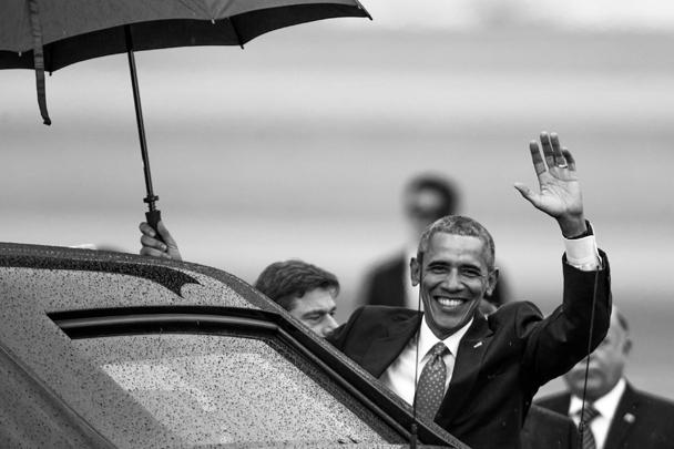 Президент США Барак Обама вместе со своей семьей прибыл на Кубу. Визит называют историческим: трехдневная поездка должна ознаменовать эпоху возобновления отношений между странами, закрепив успех Обамы в качестве президента