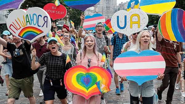Почему на «европейской Украине» бьют гомосексуалистов