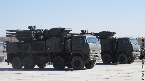 Россия перебросила в Сербию дивизион С-400 и батарею «Панцирь-С»