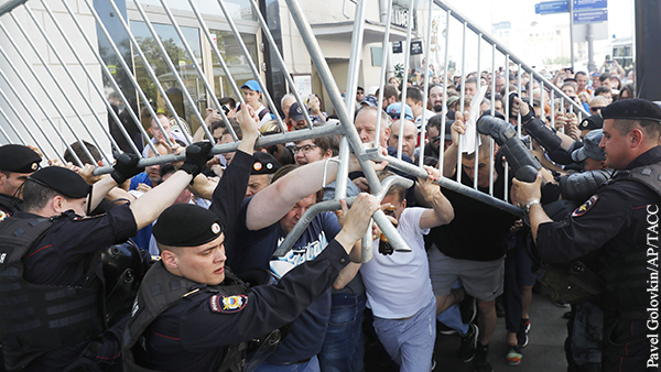 Собянин заявил о предотвращении массовых беспорядков в Москве