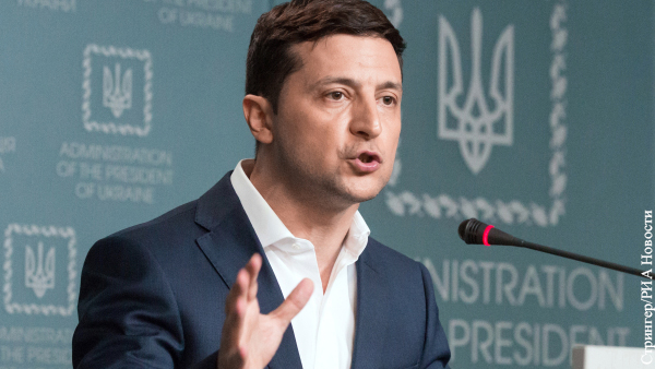 Зеленский назвал три этапа для завершения конфликта в Донбассе
