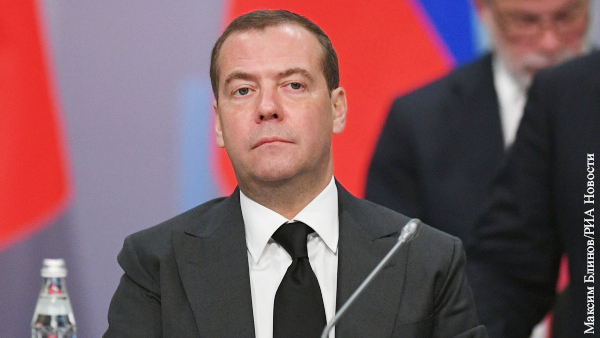 Медведев ответил Лукашенко про участие Белоруссии «в чужих войнах»