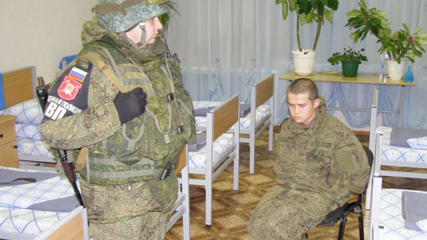 Устроившего стрельбу срочника отправят на психиатрическую экспертизу в Москву