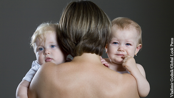 Психолог: Если женщина при самоубийстве берет с собой детей, это говорит о психозе
