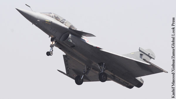 В Индии объяснили покупку французских истребителей вместо российских