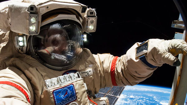 Космонавт предположил, почему среди астронавтов США больше женщин