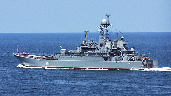 Большой десантный корабль «Азов» вошел в Средиземное море