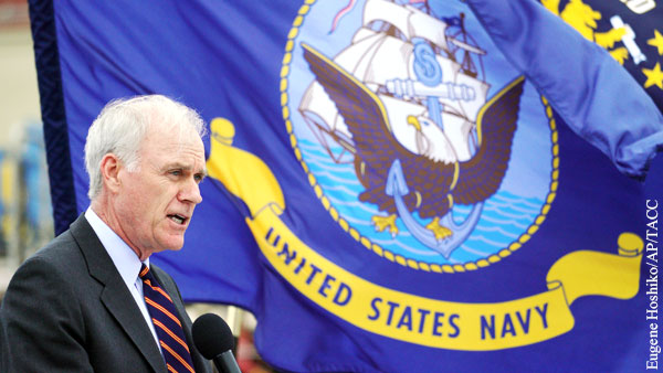 Трамп объявил об отставке главы ВМС США