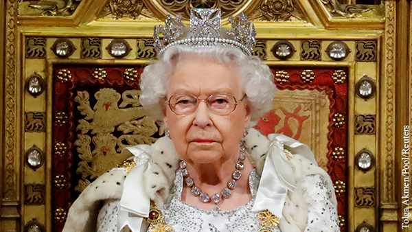 Эксперт прокомментировала слухи об отказе Елизаветы II от британского престола