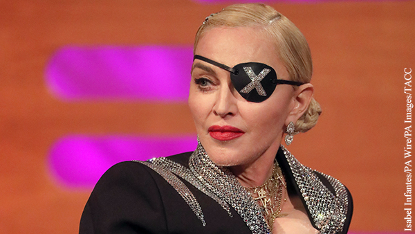 Мадонна отменила три шоу из-за «ужасной боли» 