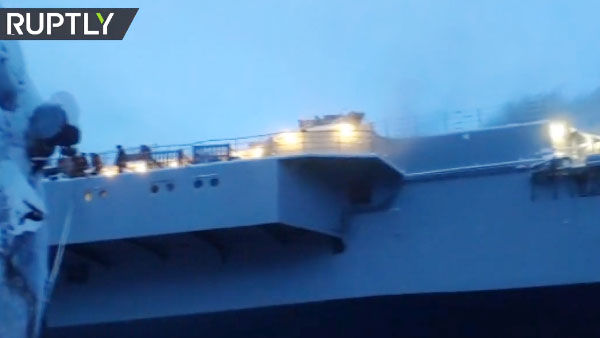 Появилось видео пожара на «Адмирале Кузнецове»