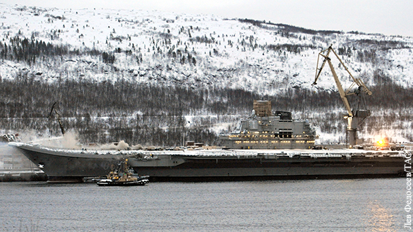 СК возбудил дело по факту пожара на «Адмирале Кузнецове»