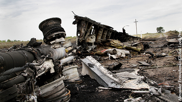 Нидерланды попросили Россию о помощи в расследовании причастности Украины к катастрофе MH17