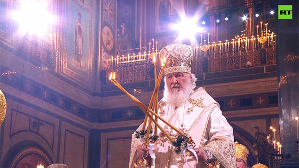 Патриарх Кирилл начал рождественское богослужение в Храме Христа Спасителя