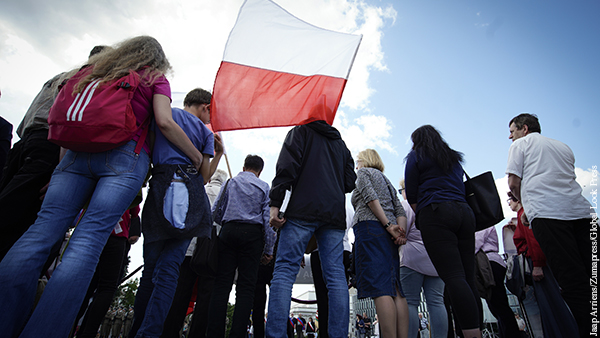 Польша собралась запретить российскую трактовку исторических событий