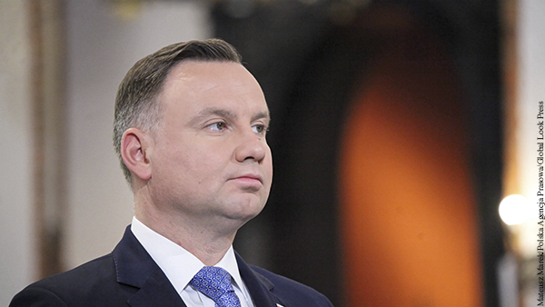 Президент Польши созвал совещание по вопросу отношений с Россией