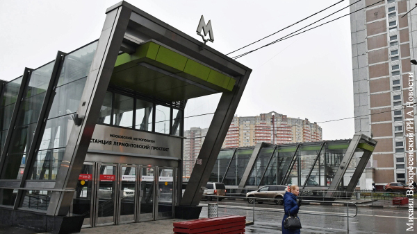 В Москве «заминировали» все станции метро, «Магниты» и «Пятерочки»