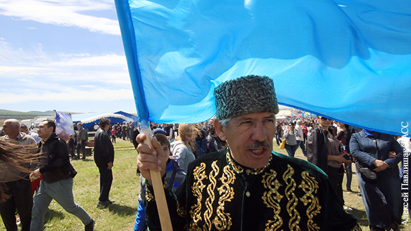 Крымские татары предостерегли украинских экстремистов от попытки прорыва в Крым