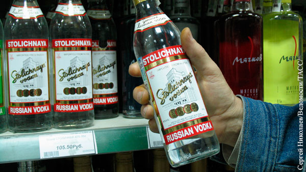 Эксперт оценил победу России в многолетнем споре за бренд водки «Столичная»