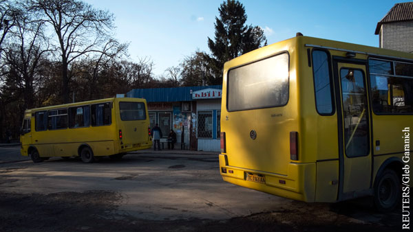Водителя автобуса на Украине уволили после скандала из-за российского сериала