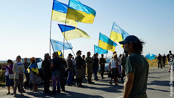 В Киеве захотели отправить в «марш на Крым» тех, «кто уже пожил»