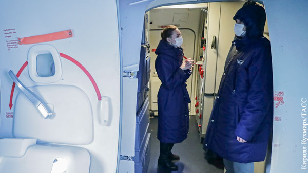В Москве бортпроводников с рейса из Китая госпитализировали с подозрением на коронавирус