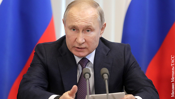 Путин потребовал в полном объеме профинансировать заявленные социальные планы