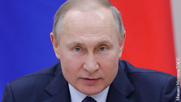 Путин согласился с предложением сделать день голосования по Конституции выходным