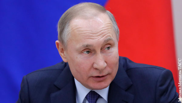 Президент поддержал идею закрепить в Конституции запрет на отчуждение территорий России