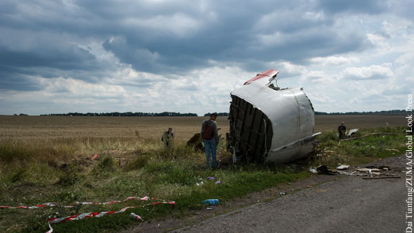 Разведка Нидерландов заявила об отсутствии «Буков» в районе крушения MH17