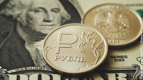 Российский рубль устоял перед американскими санкциями