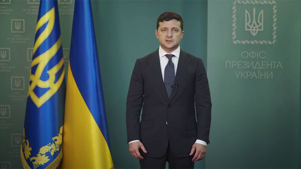 Зеленский пообещал наказать виновных в нагнетании паники на Украине