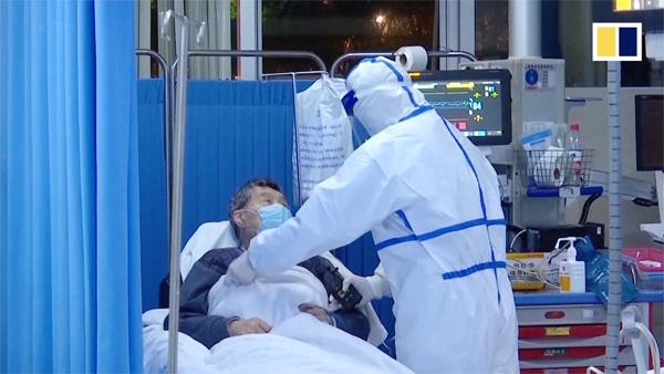 Число жертв коронавируса в Китае достигло 2 тыс. 715 человек