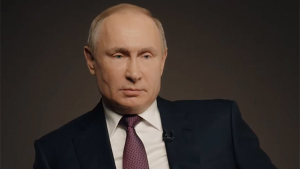 Путин оценил роль общества в решении дела Голунова