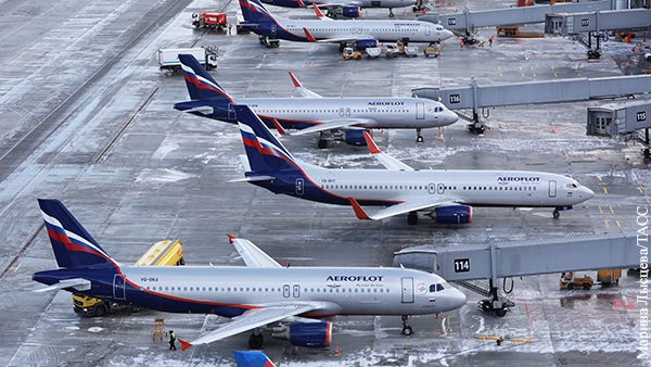 В аэропортах Москвы задержаны и отменены более 60 рейсов