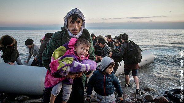 Турция запретила беженцам переправляться в Европу через Эгейское море