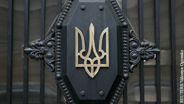 Украину призвали готовиться к коллапсу из-за демонтажа госуправления