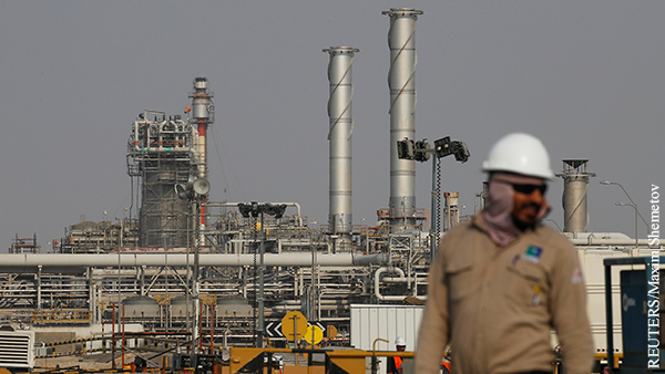 Эксперт рассказал о нефтяном блефе Саудовской Аравии 
