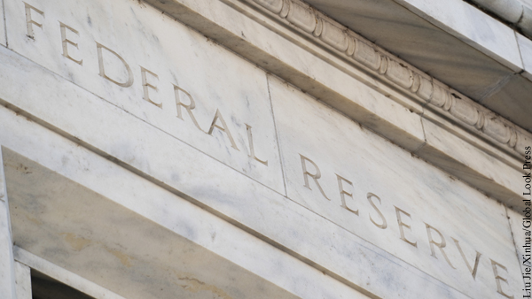 ФРС США решила потратить 1,5 трлн долларов на скупку ценных бумаг