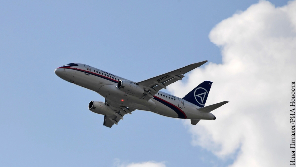 Следующий из Будапешта в Москву пассажирский самолет подал сигнал тревоги
