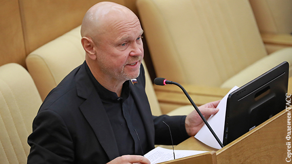 Депутата Катасонова предложили лишить мандата за нарушение карантина