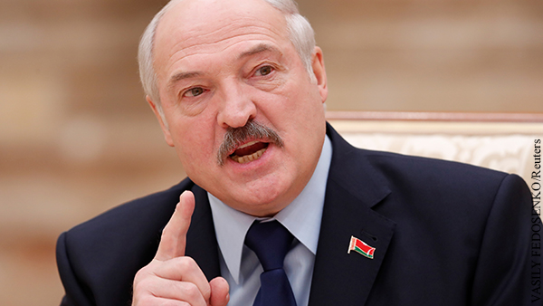 Лукашенко поручил не направлять чартеры за «прущими за границу» белорусами