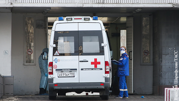 Почти половина новых заболевших коронавирусом в Москве оказались младше 45 лет