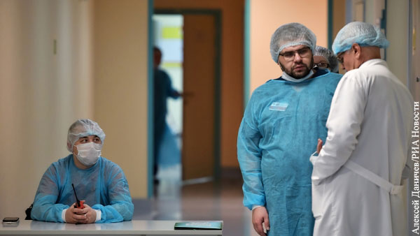 Стало известно о массовом увольнении врачей в Белоруссии из-за коронавируса